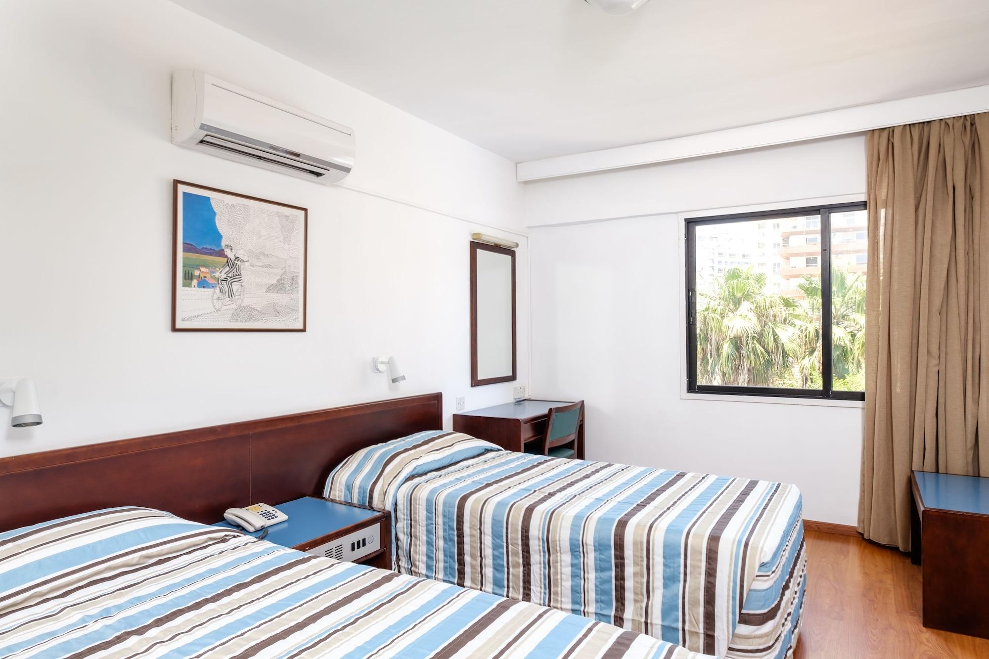 Atrium Zenon Hotel Apartments Larnaca Ngoại thất bức ảnh