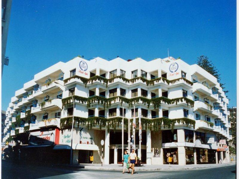 Atrium Zenon Hotel Apartments Larnaca Ngoại thất bức ảnh