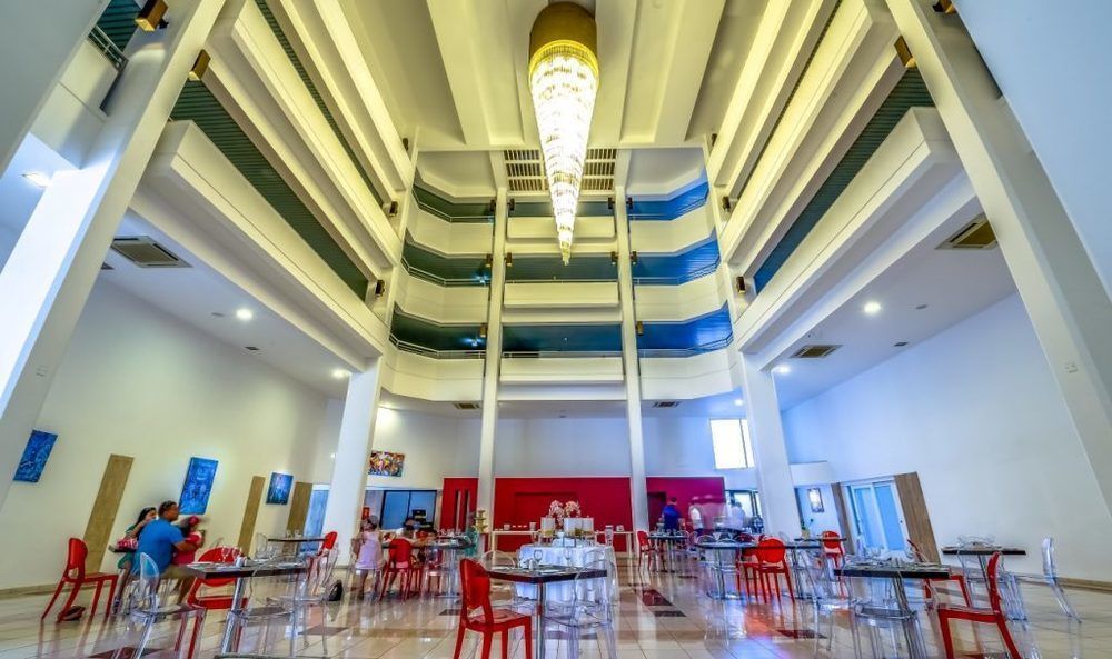 Atrium Zenon Hotel Apartments Larnaca Ngoại thất bức ảnh